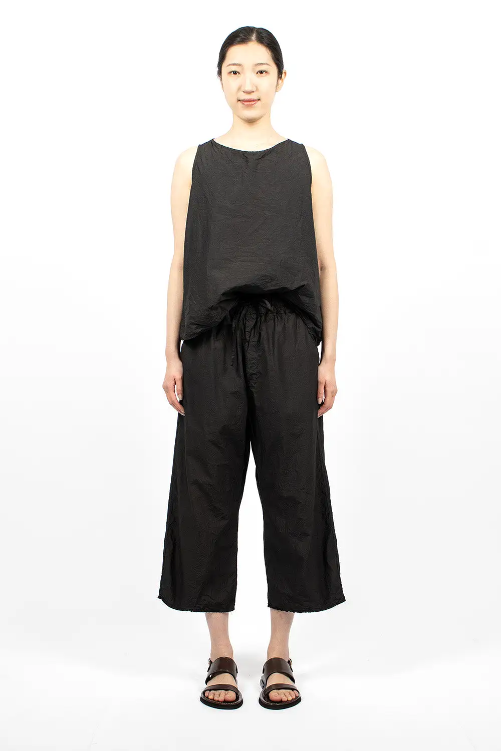 23_178 Wide&Short Trousers TC Black