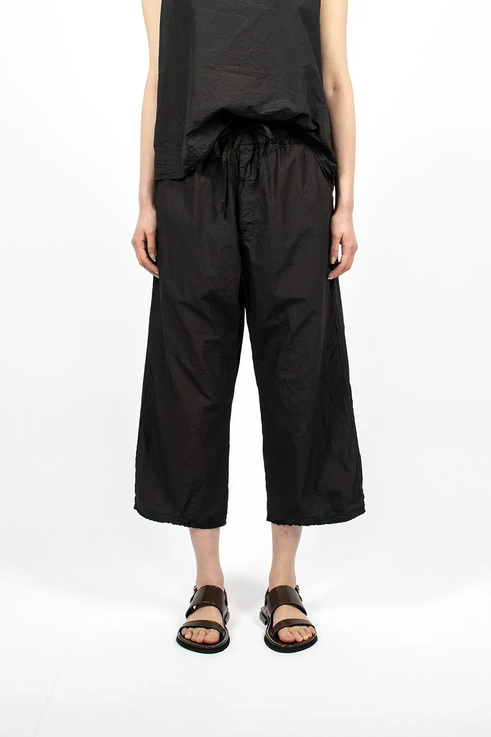 23_178 Wide&Short Trousers TC Black