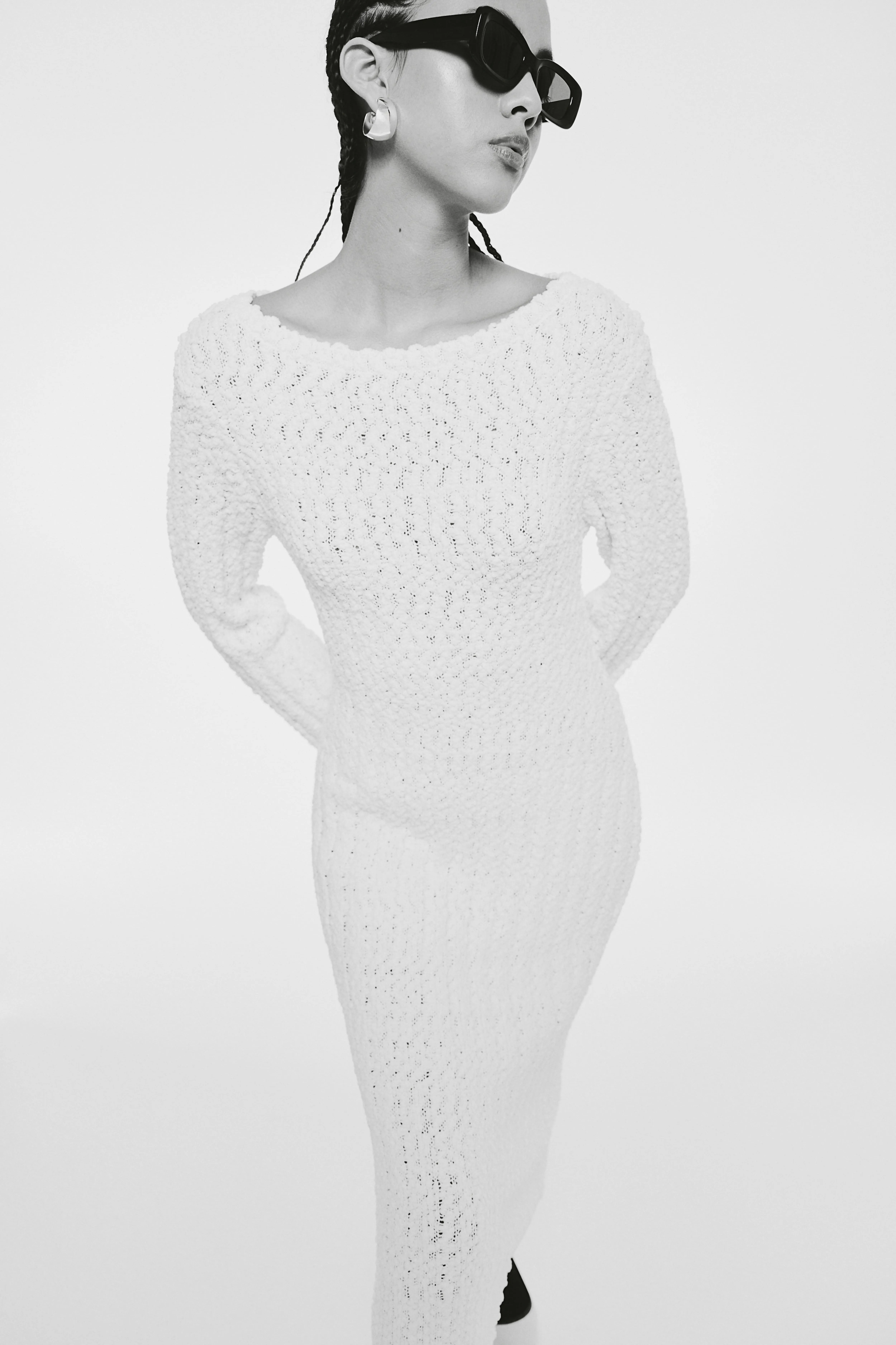 Bouclé-knit bodycon dress - Boat neck - Long sleeve - Cream - Ladies | H&M GB