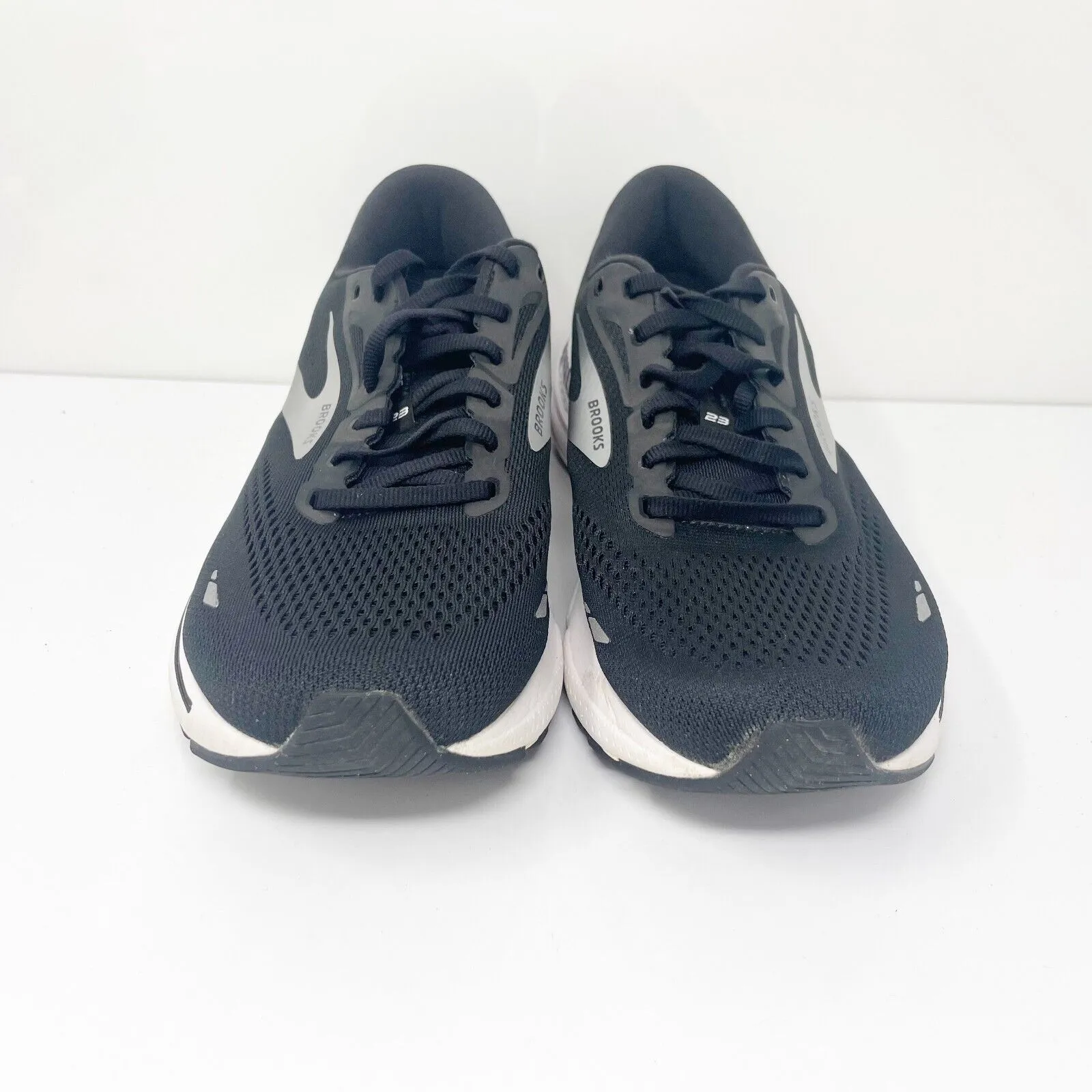 Brooks Mens Adrenaline GTS 23 1103912E004 Black Running Shoes Sneakers Sz 9.5 2E