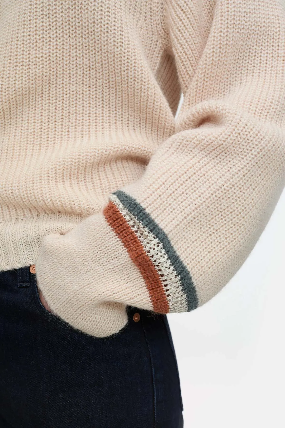 Deep V-Neck Sweater - Albicocca