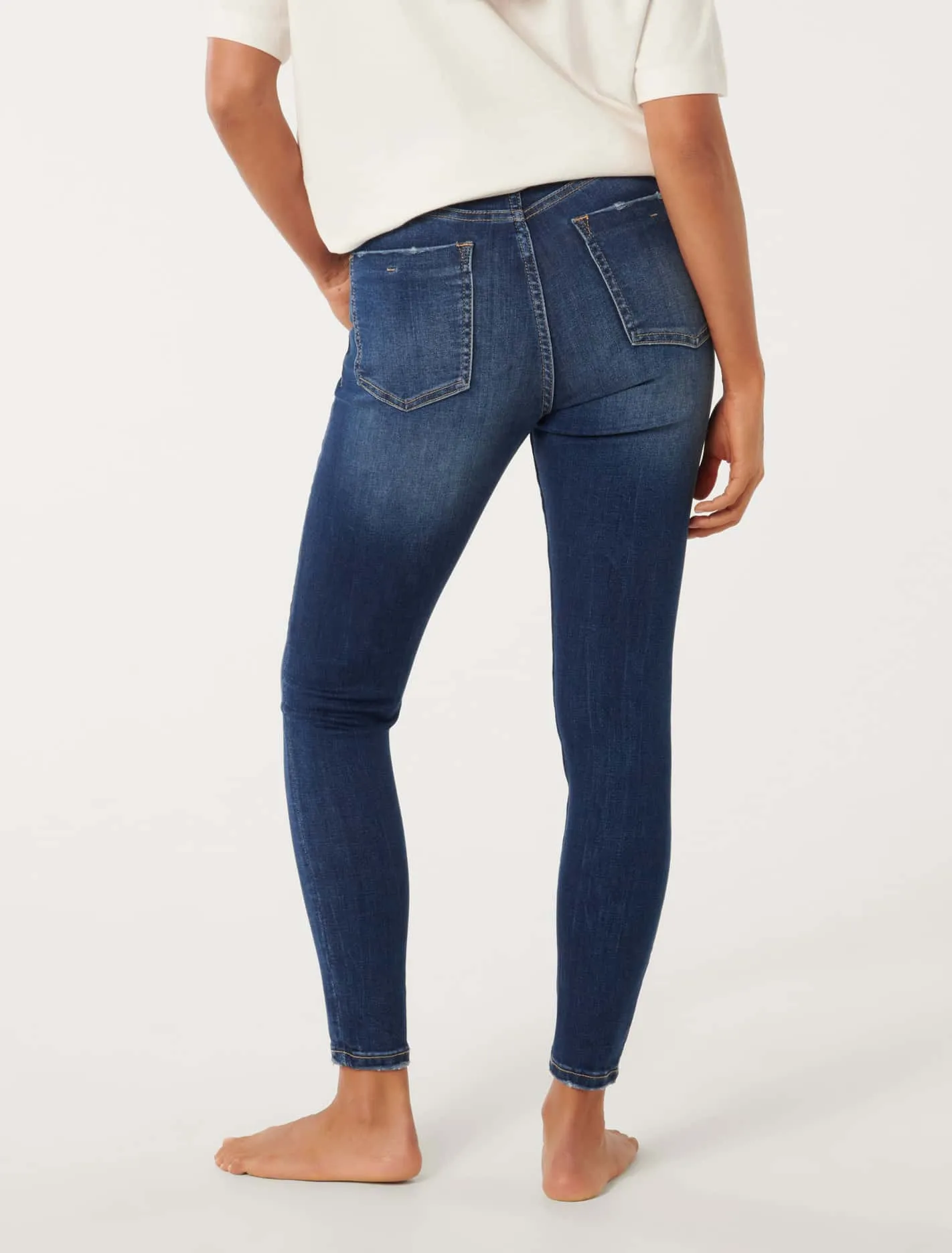 Nala Mid-Rise Skinny Jeans