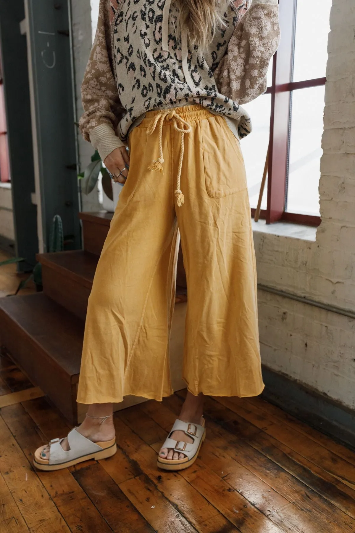 Relaxing Robin Wide Leg Pant - Mustard