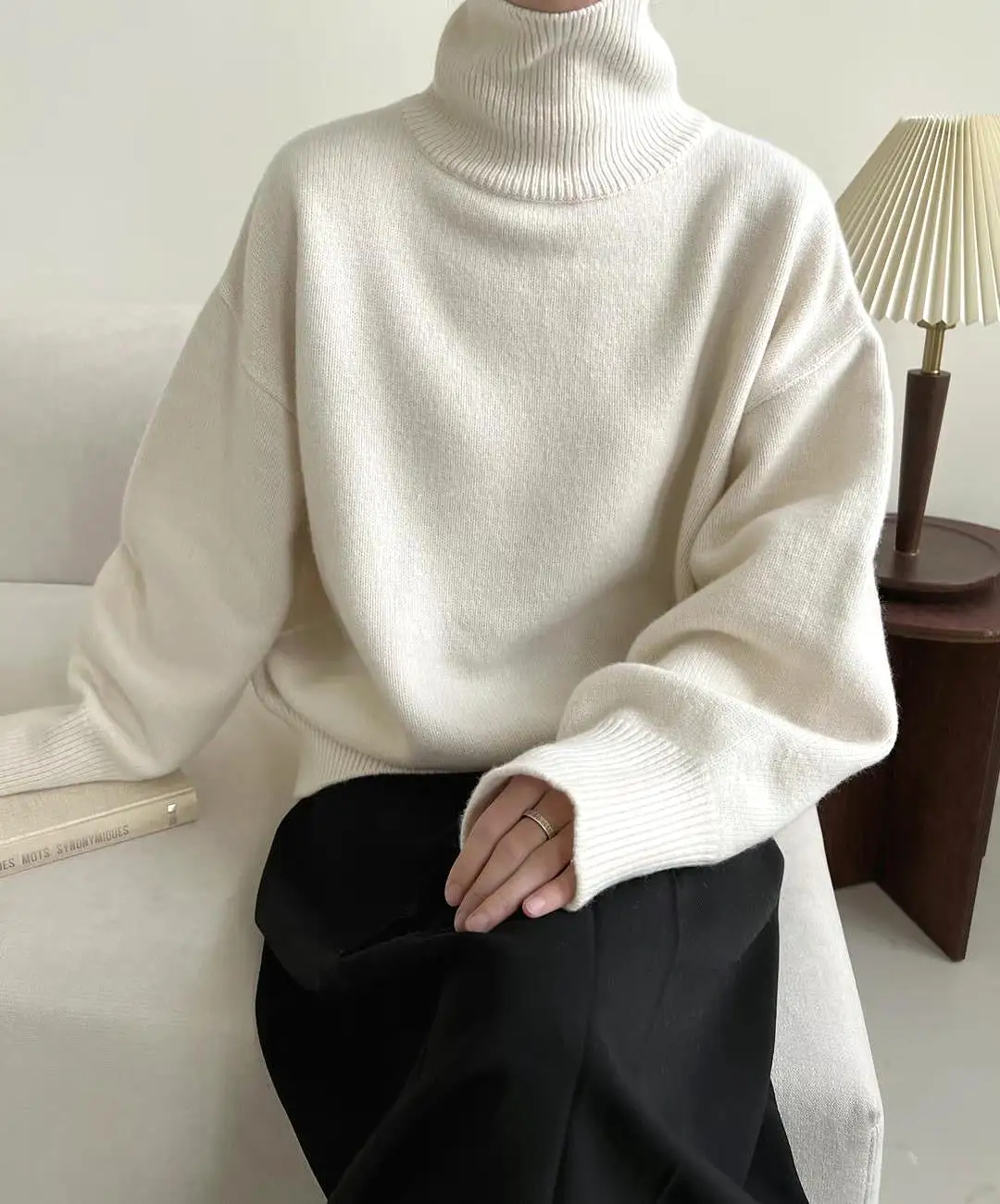 Turtle Neck Sweater Cream