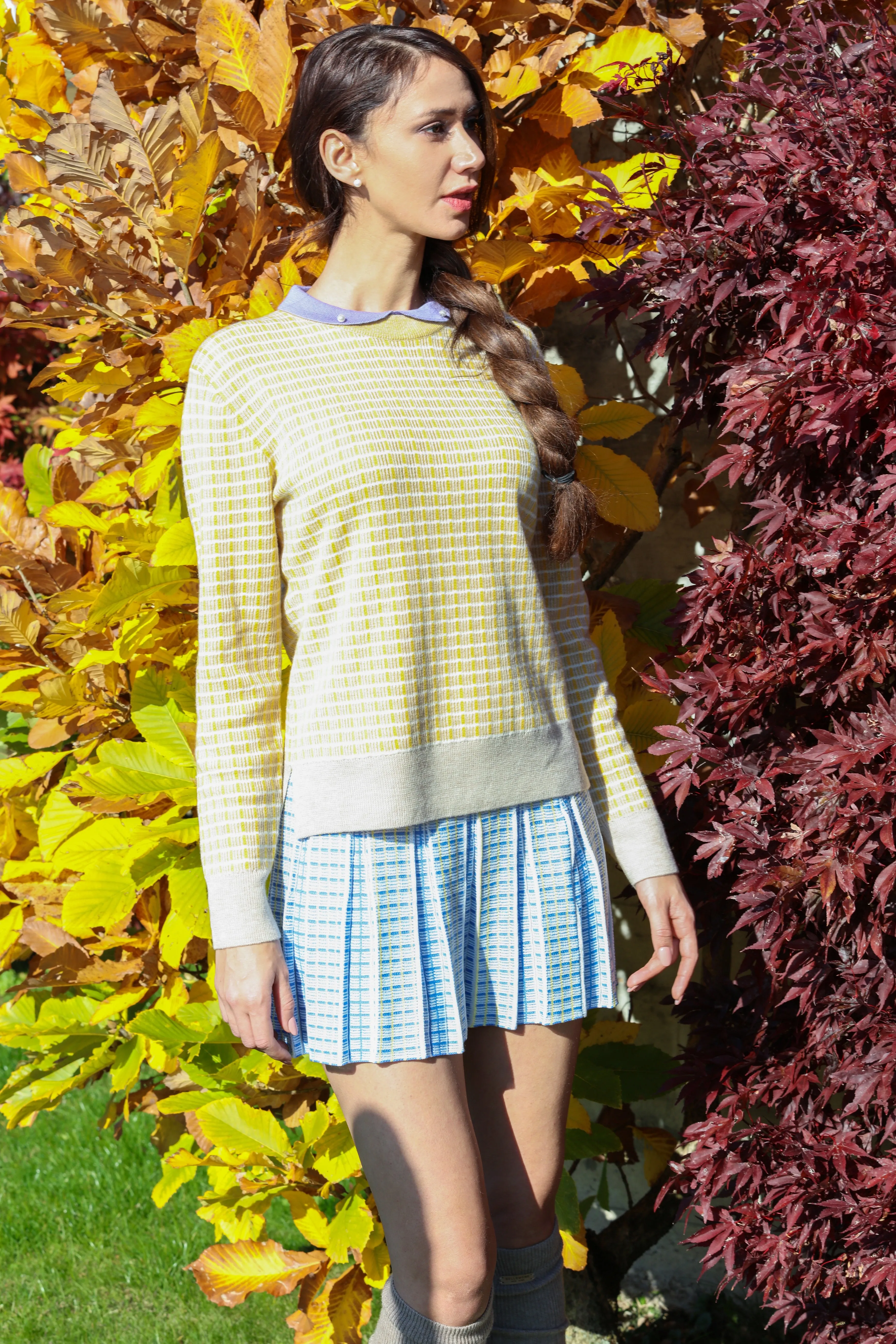 Tweed Merino Pullover With Pearl Collar