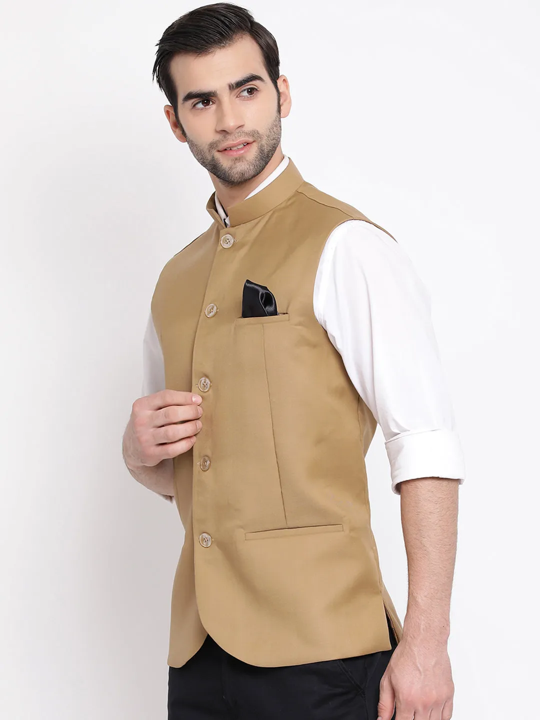 VASTRAMAY Men' s Beige Cotton Blend Twill Nehru Jacket