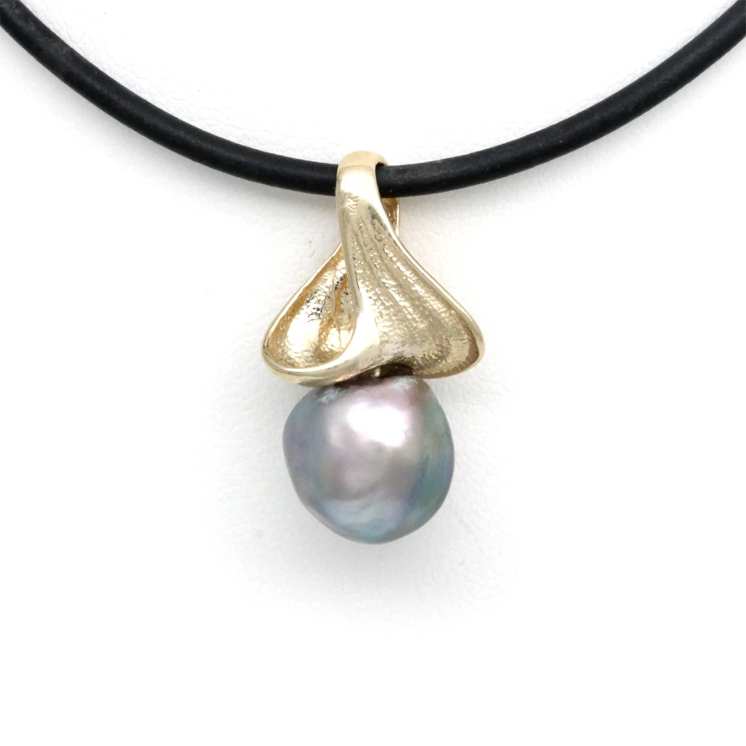 Waves 14K Gold Cortez Pearl Pendant