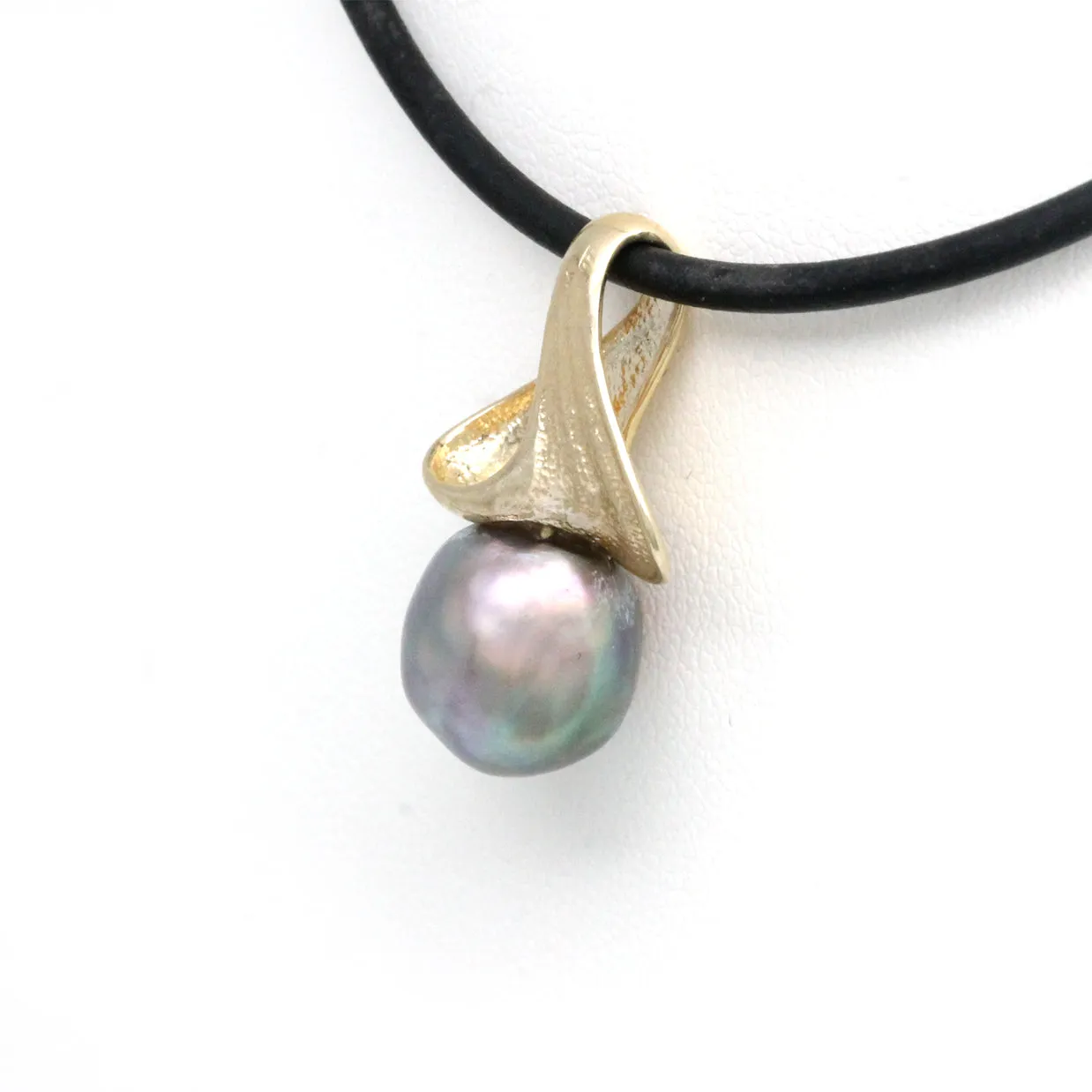 Waves 14K Gold Cortez Pearl Pendant